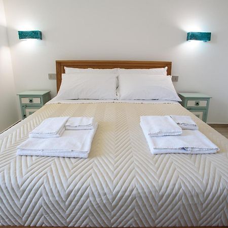 Central Station Apartments - Fanale Rentals Palermo Pokoj fotografie