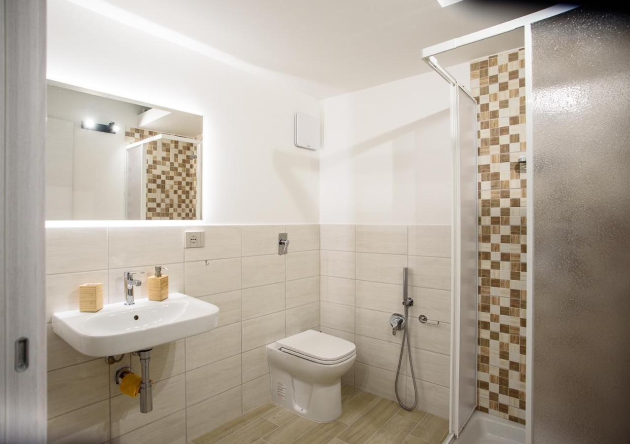 Central Station Apartments - Fanale Rentals Palermo Exteriér fotografie
